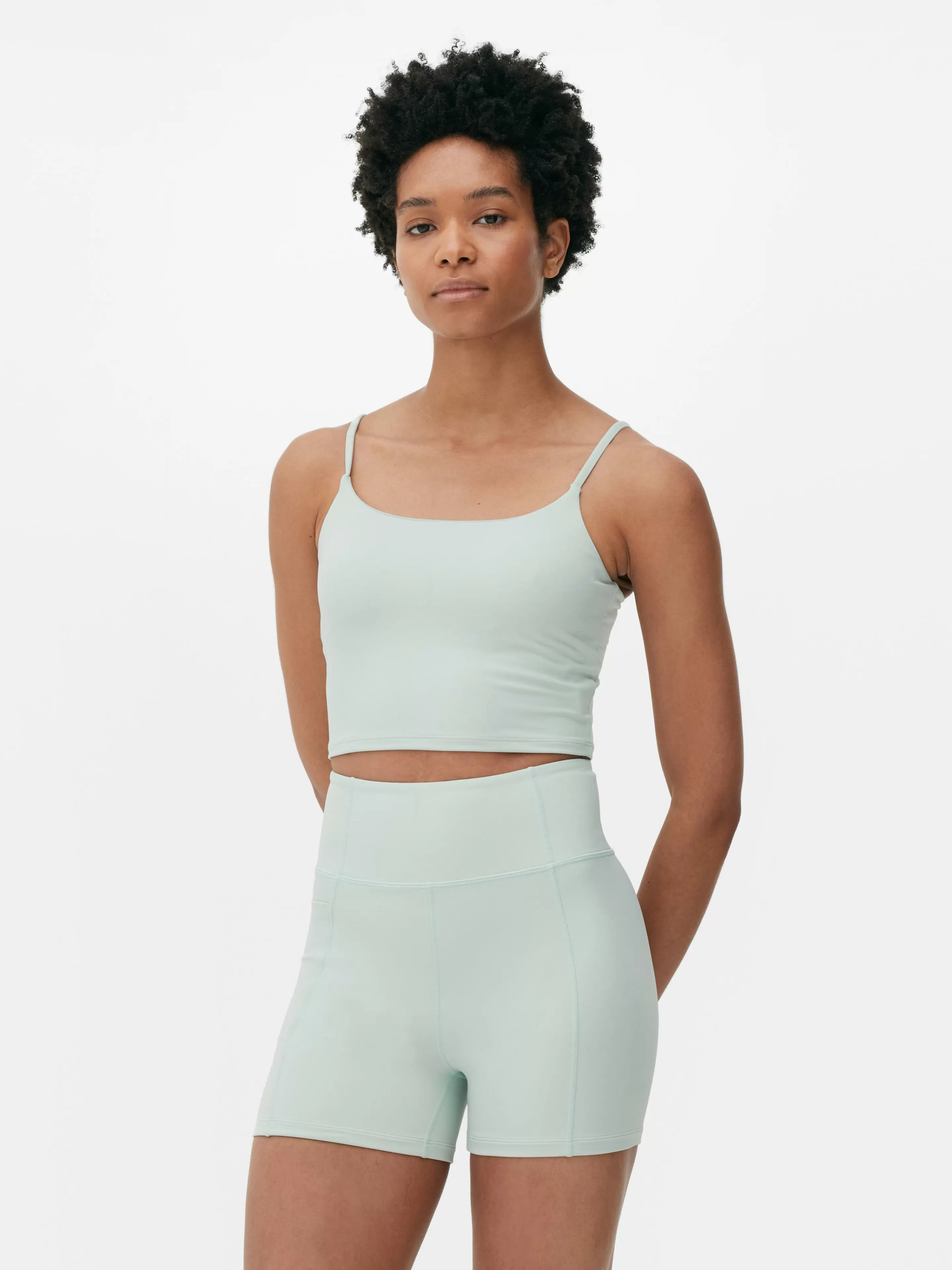 Primark Fitnesskleidung Und Activewear | Butterweiches, Kurzes Gym-Trägertop Hellgrün