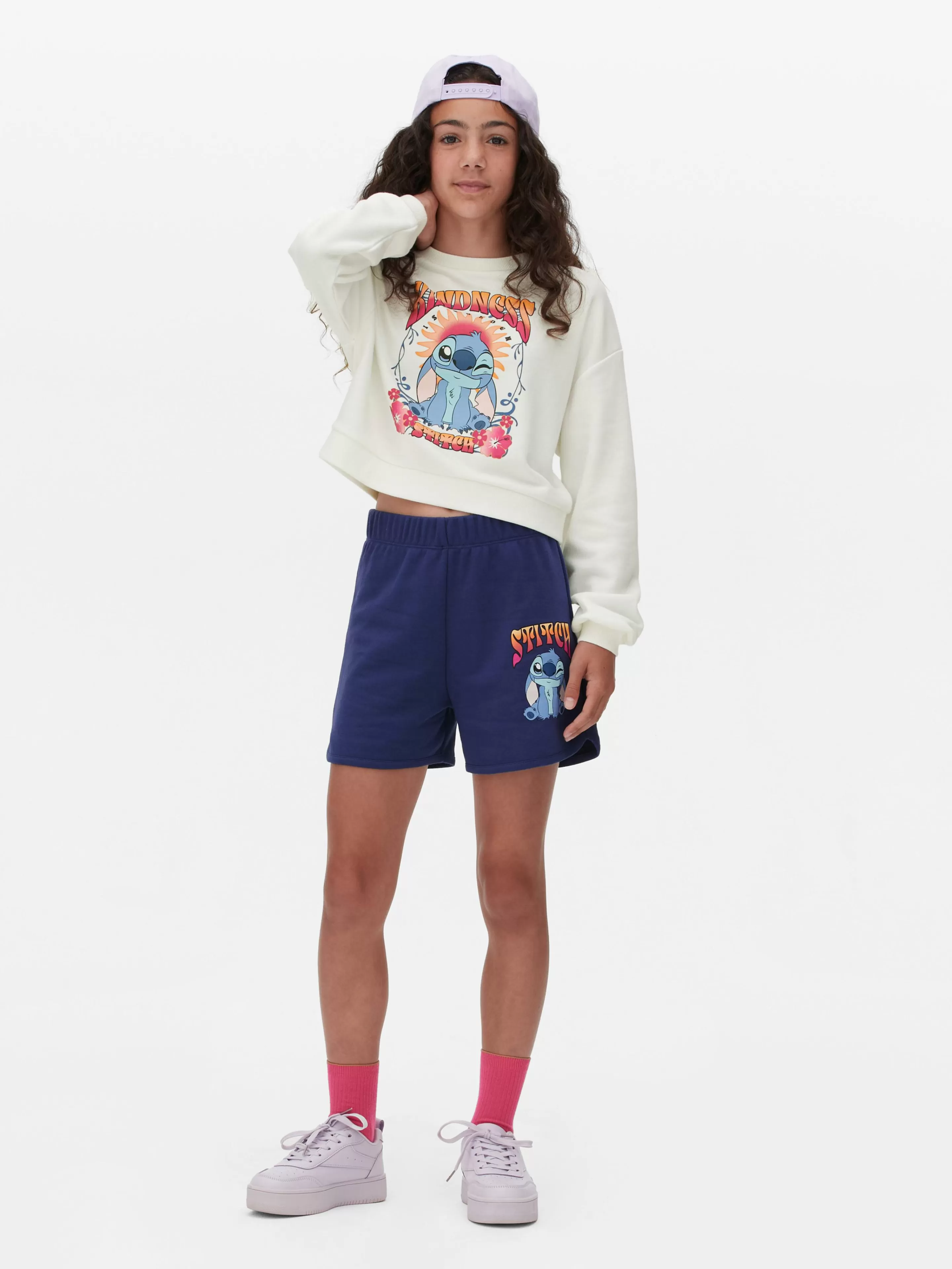 Primark Hoodies Und Sweatshirts | Sets Und Outfits | „Disney Stitch“ Sweatshirt Und Shorts Im Set Weiß