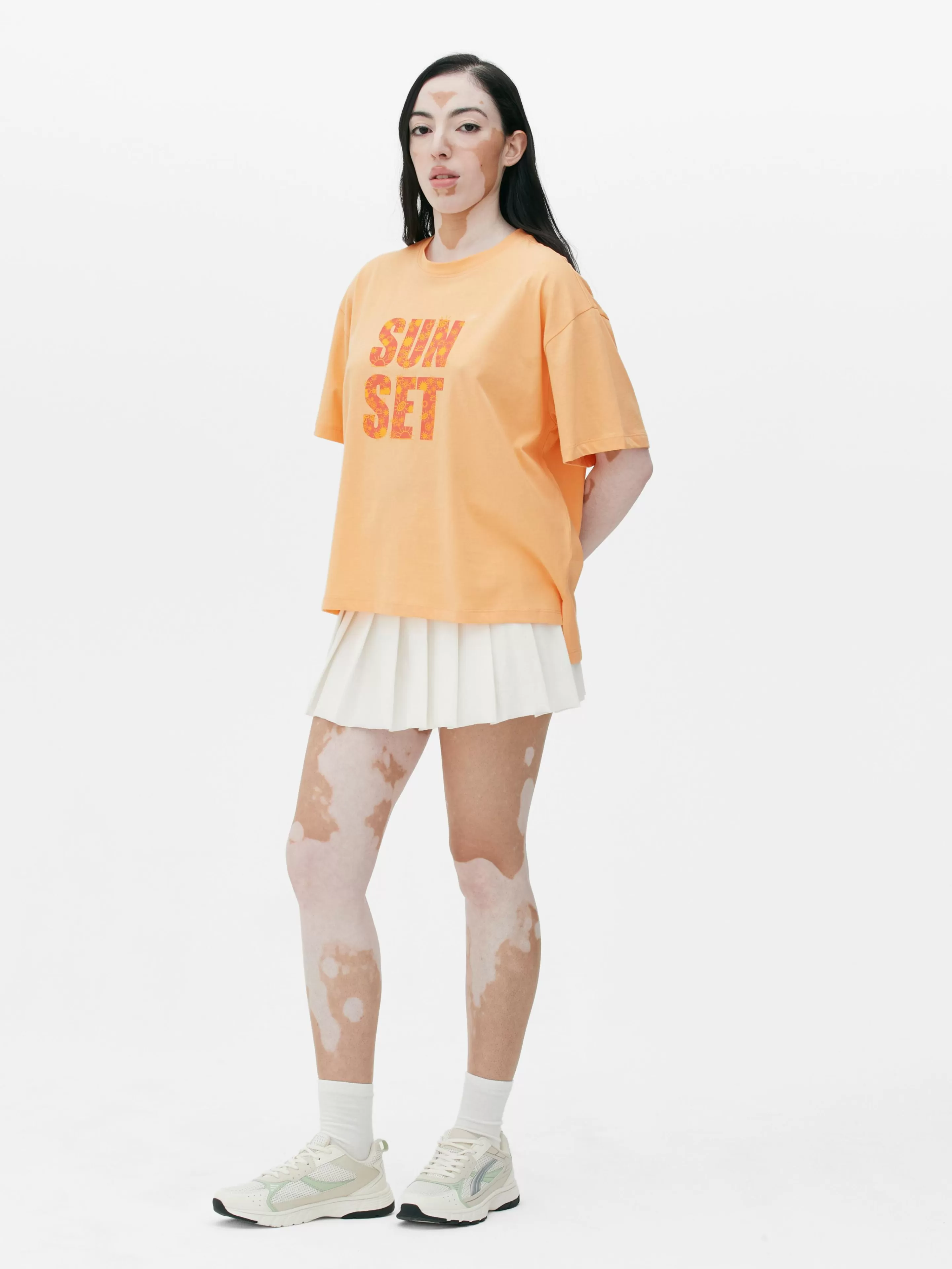 Primark Tops Und T-Shirts | Grafik-T-Shirt Mit Geradem Schnitt Hellorange