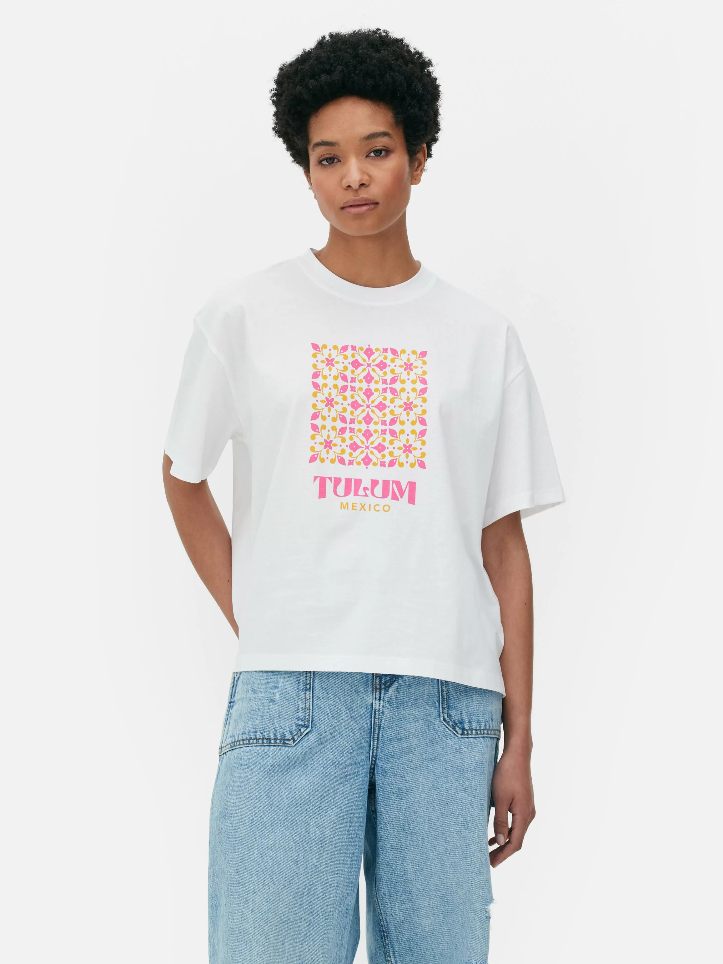 Primark Tops Und T-Shirts | Grafik-T-Shirt Mit Geradem Schnitt Weiß