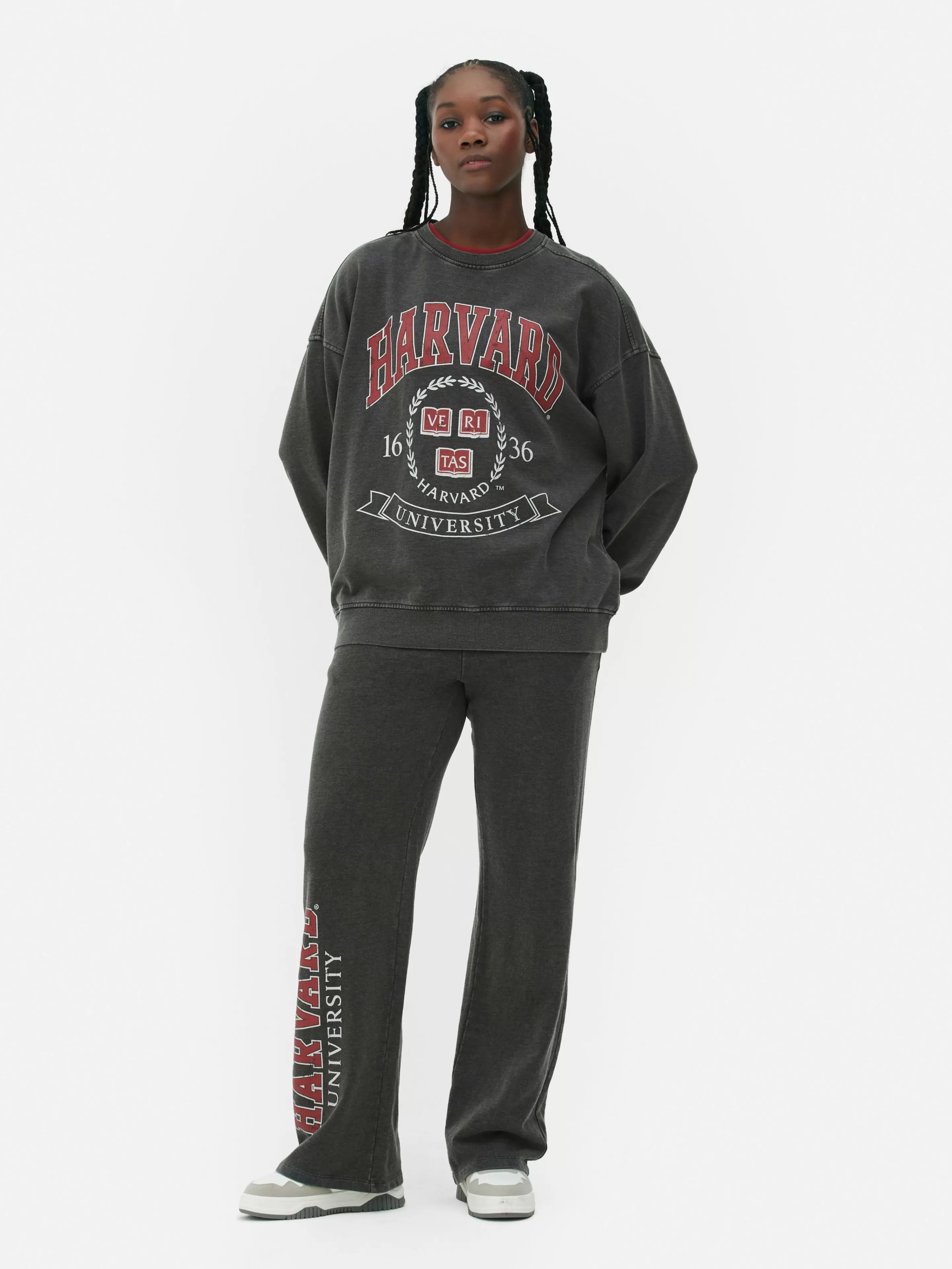 Primark Hoodies Und Sweatshirts | „Harvard“ Sweatshirt In Acid-Wash-Optik Anthrazitfarben