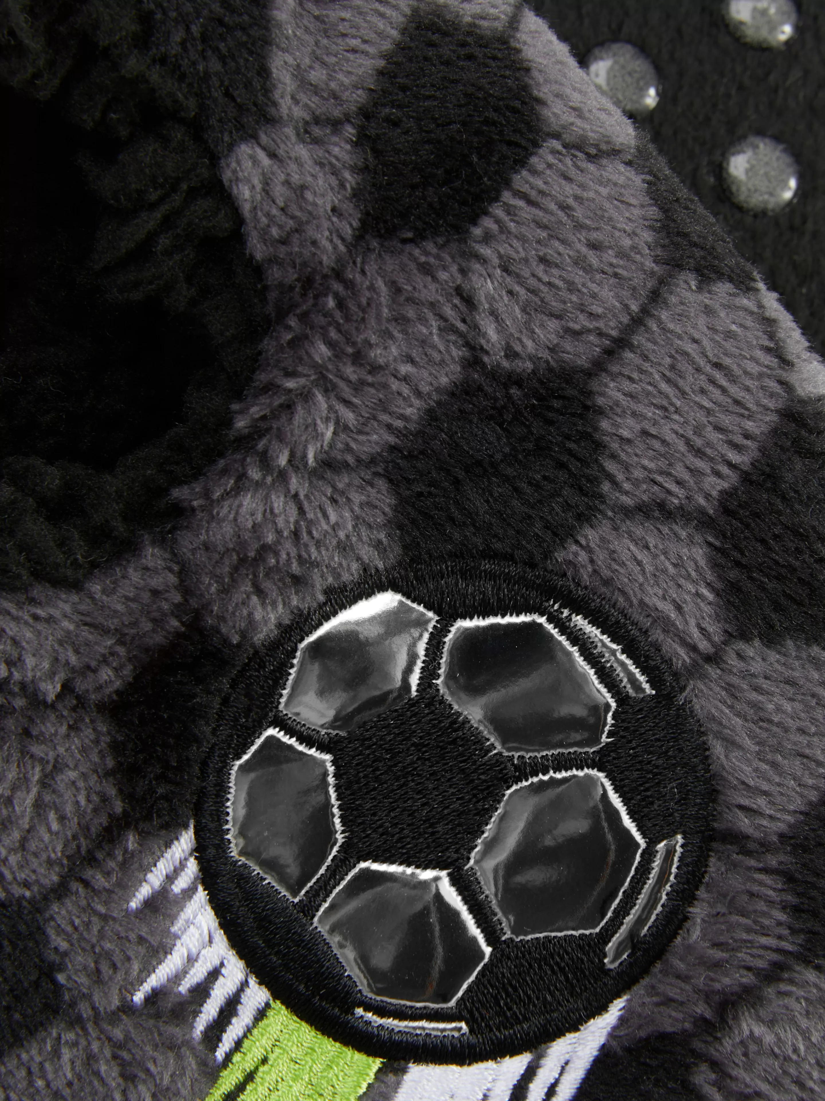 Primark Socken | Hausschuhe Im Fußball-Design Anthrazitfarben