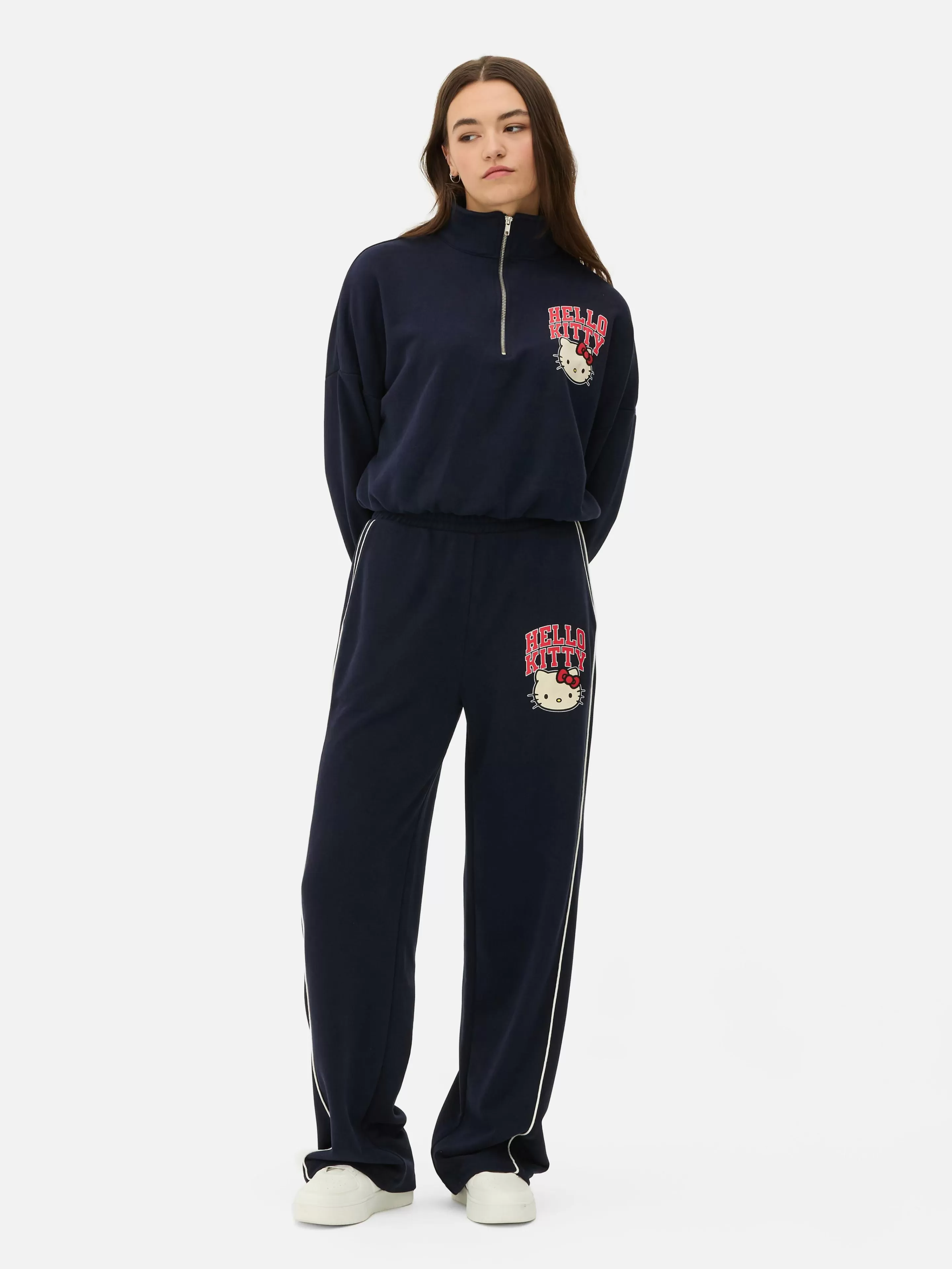 Primark Jogginghosen | „Hello Kitty“ Jogginghose Mit Geradem Bein Und Seitenstreifen Marineblau