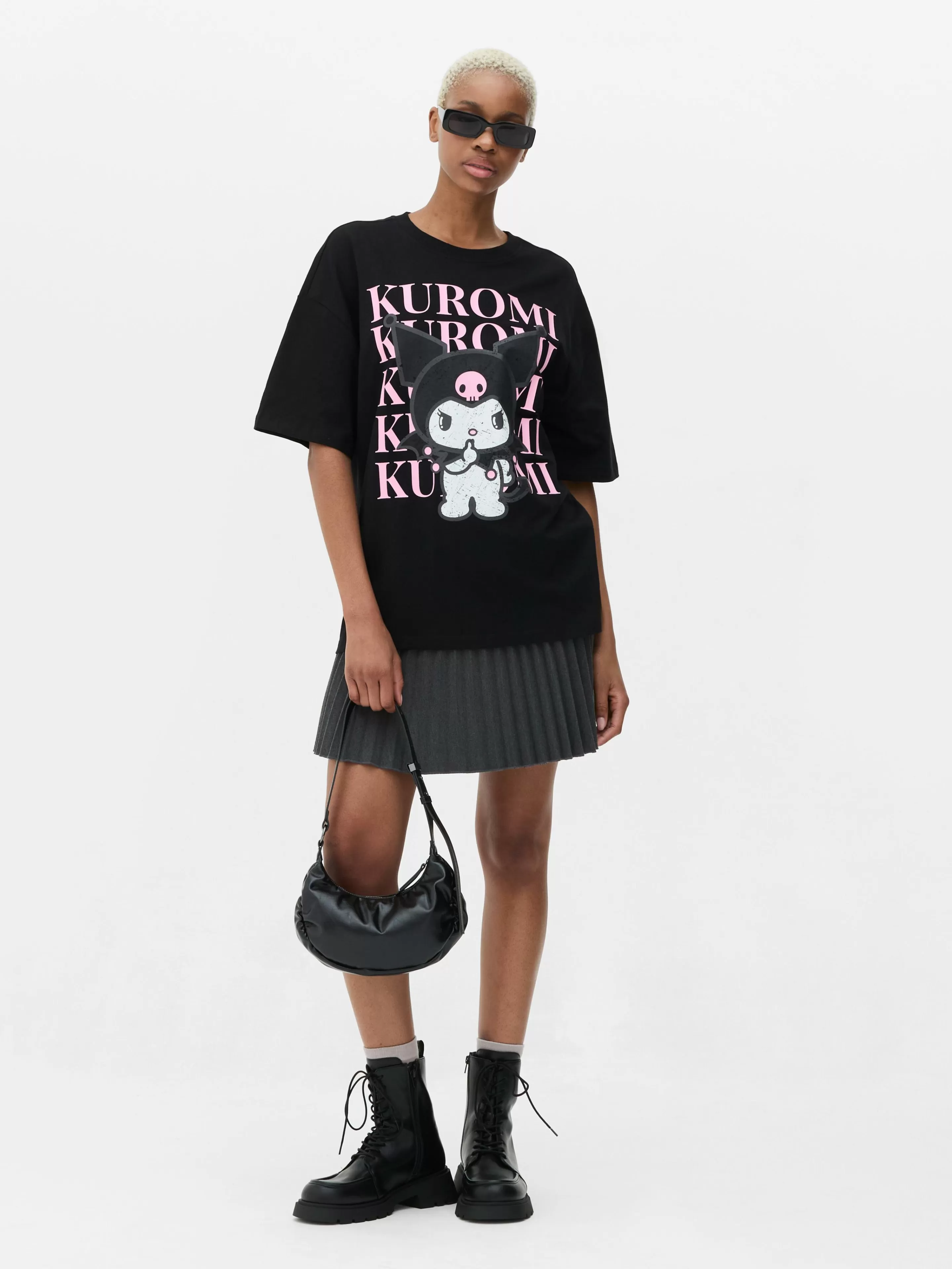 Primark Tops Und T-Shirts | „Hello Kitty Kuromi“ T-Shirt Im Oversized-Look Schwarz