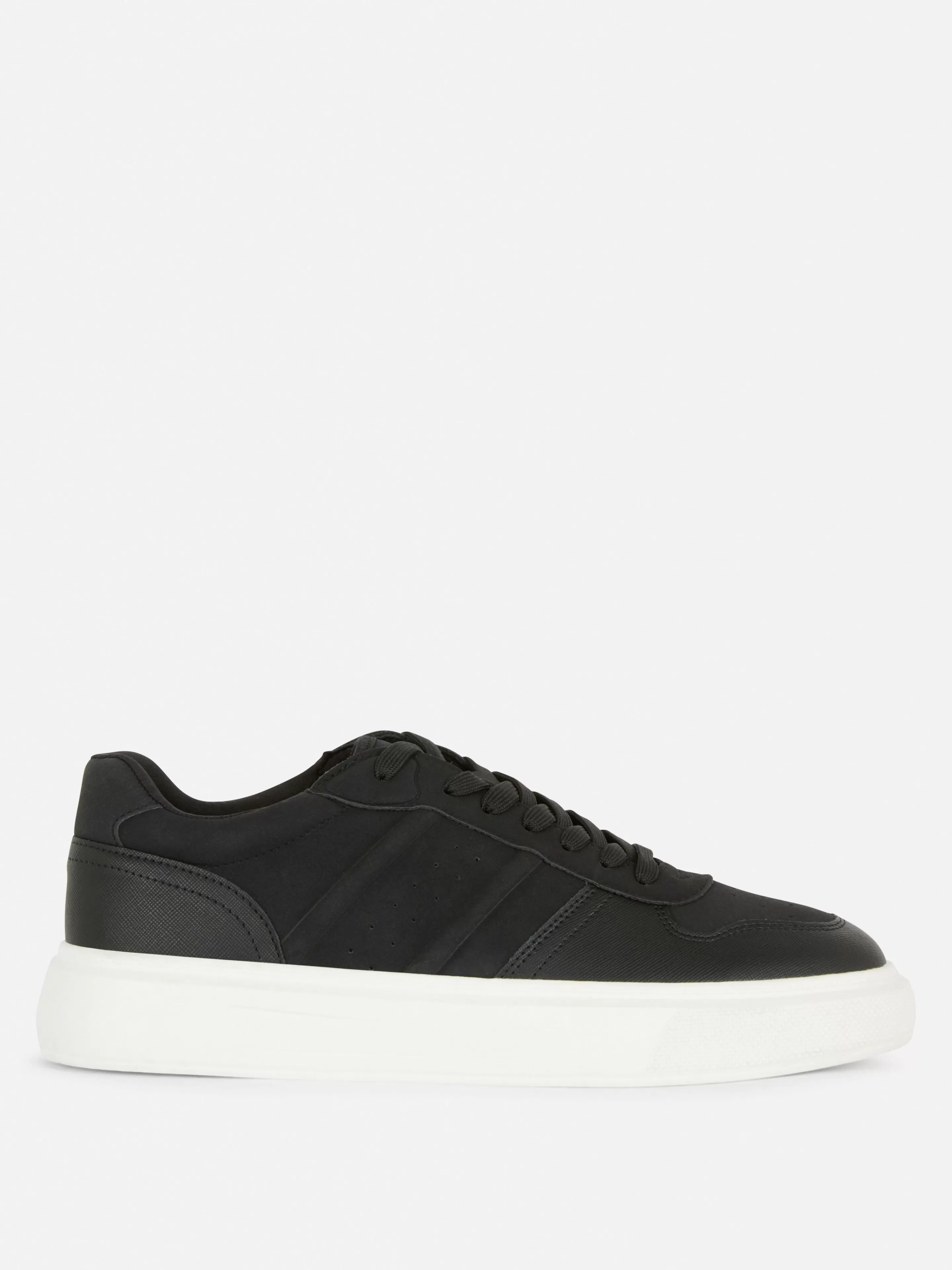 Primark Sneakers | „Kem“ Low-Top-Sneaker Mit Schnürung Schwarz