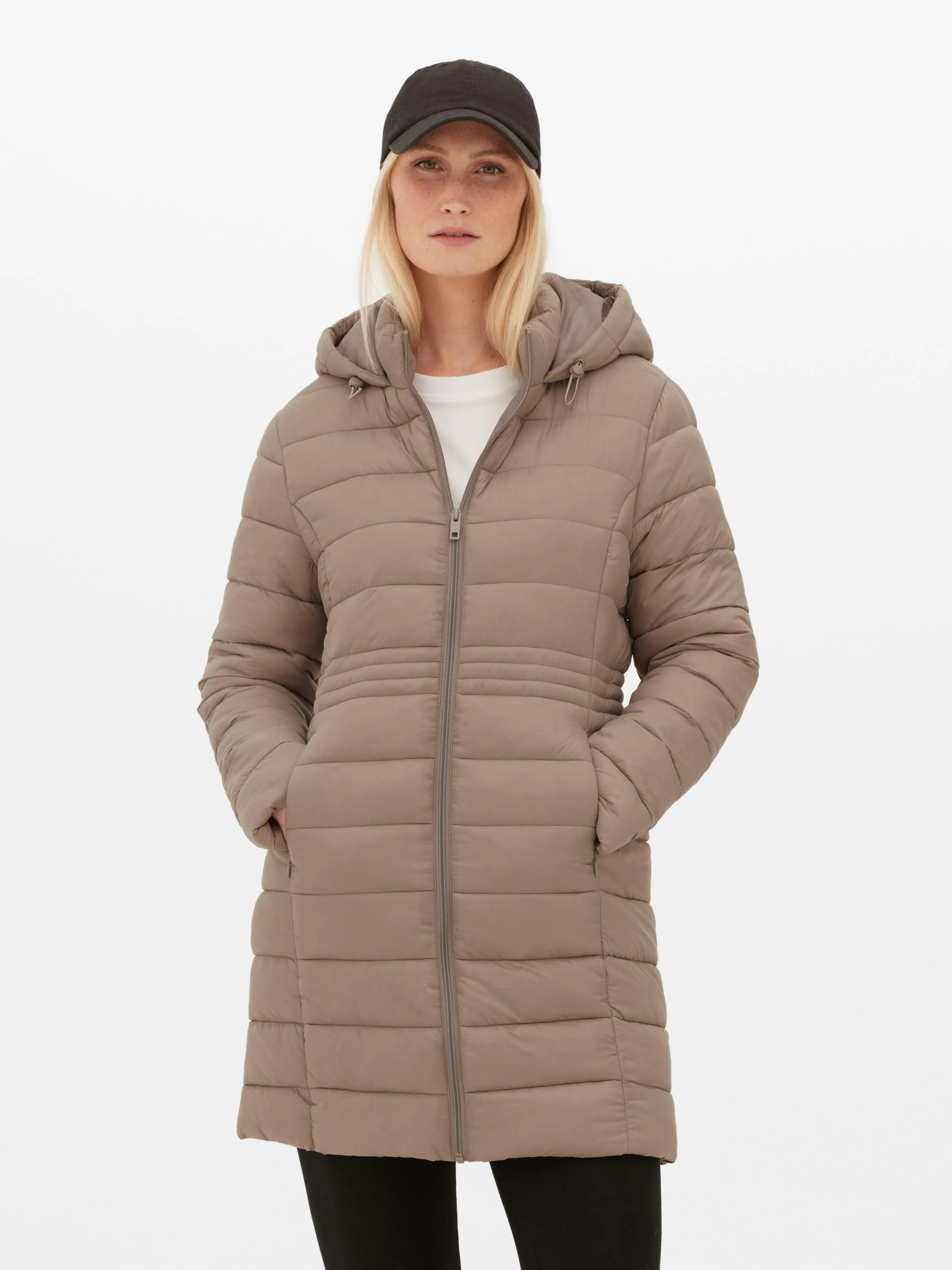 Primark Jacken Und Mäntel | Lange, Leichte Pufferjacke Mokkafarben