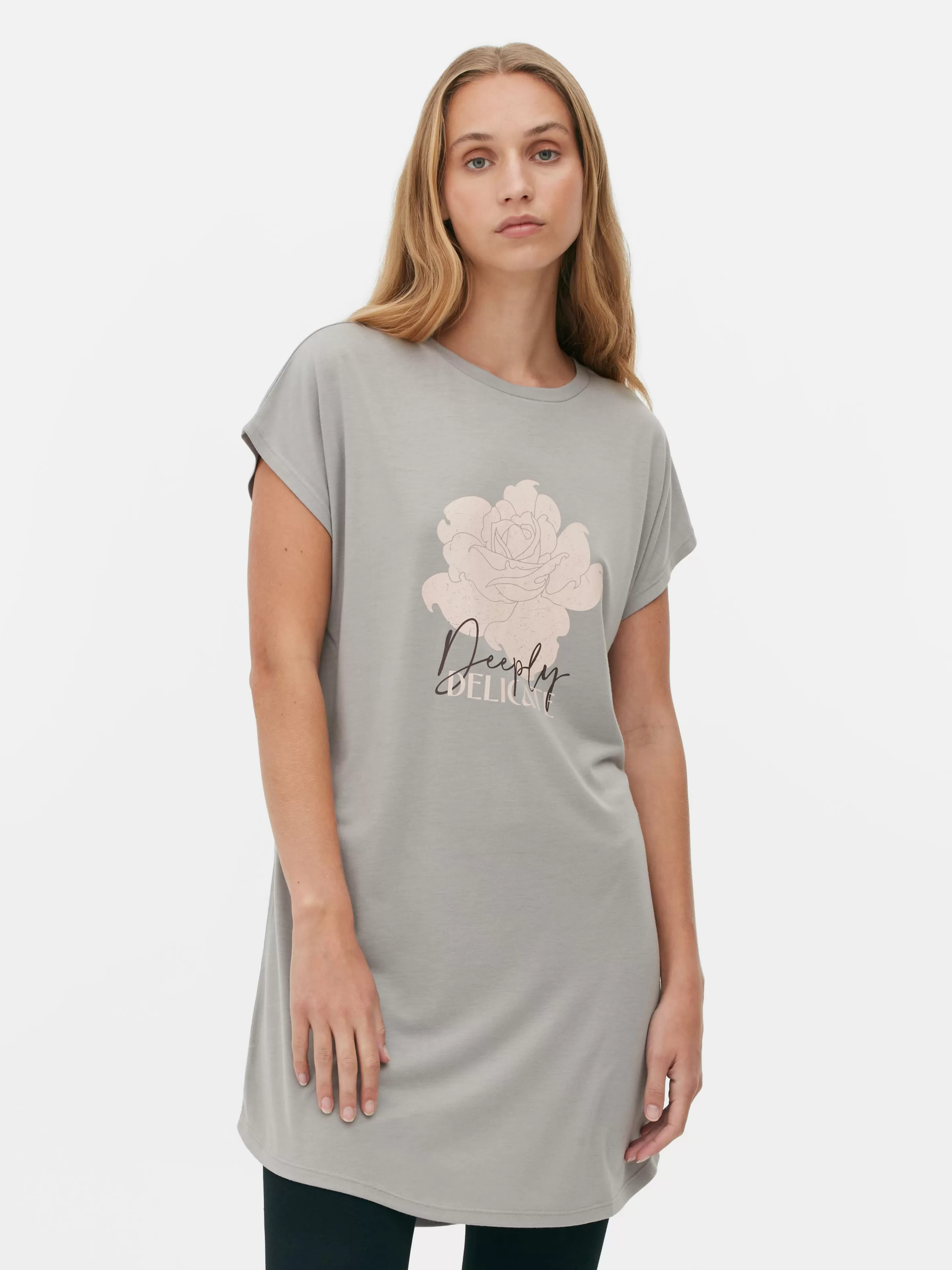 Primark Tops Und T-Shirts | Langes T-Shirt Mit Rundhalsausschnitt Grau