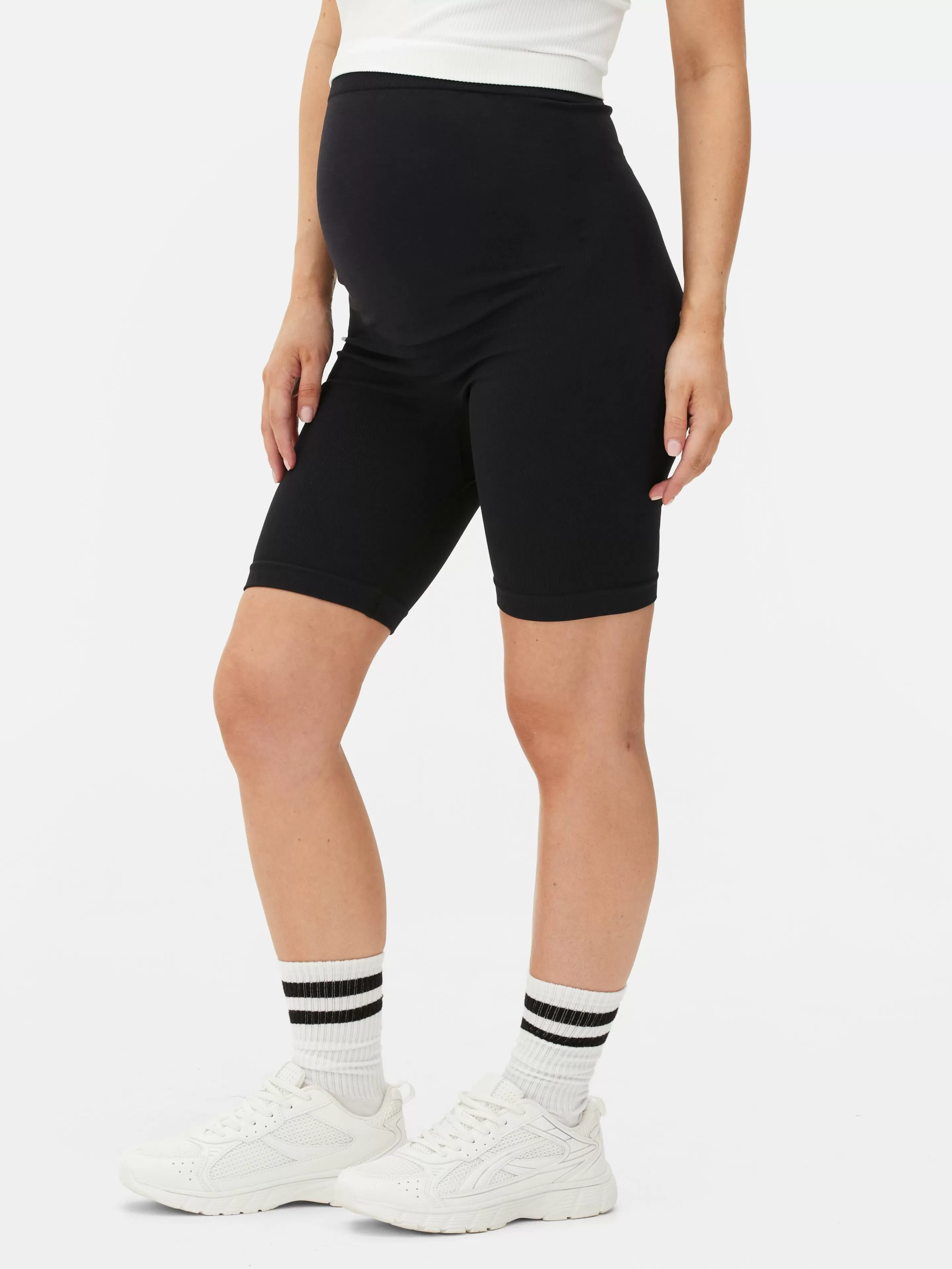 Primark Shorts | Nahtlose Umstands-Radlerhose Schwarz