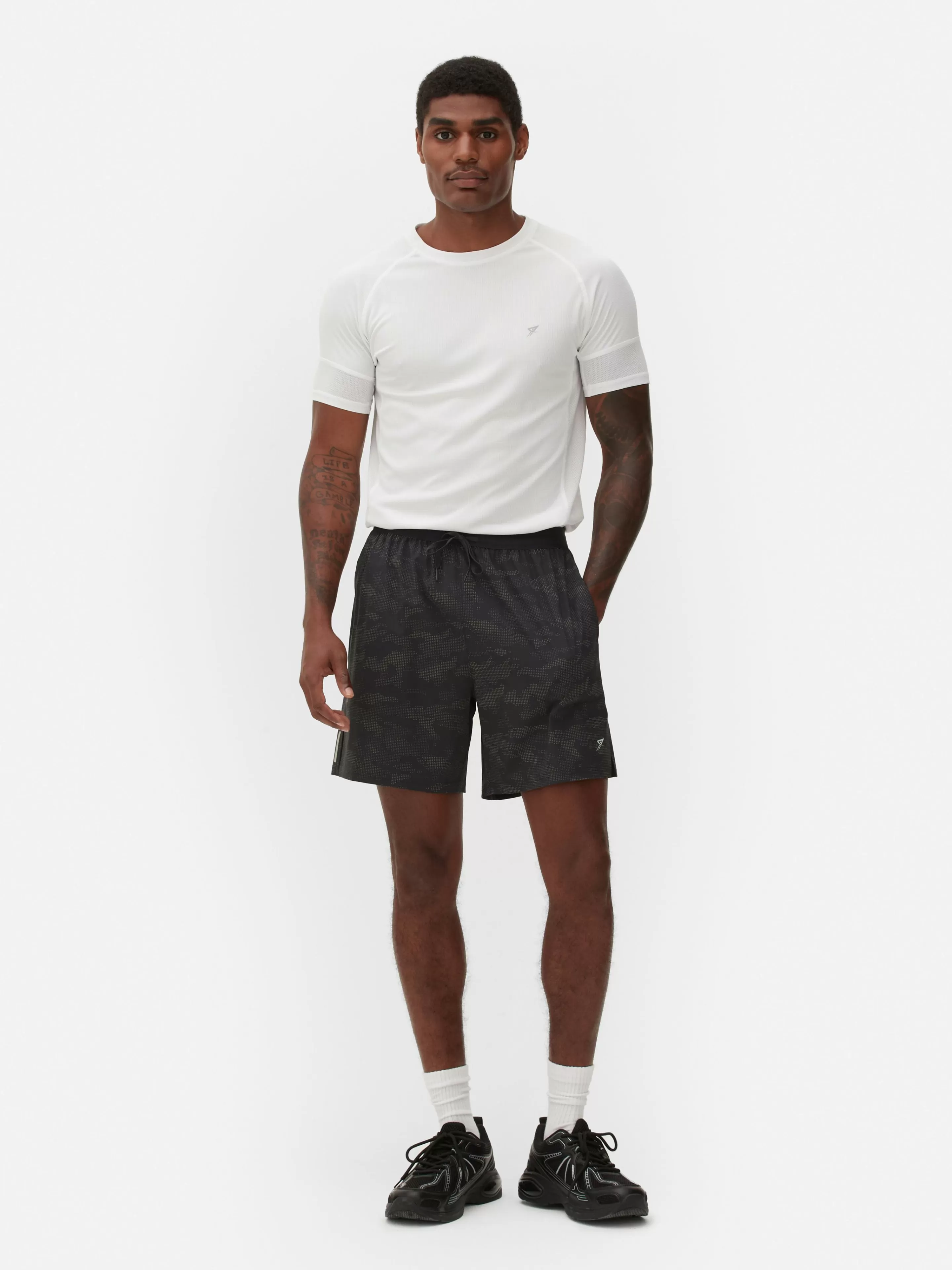 Primark Shorts | Sportbekleidung | Sportshorts Mit Reflektierendem Muster Anthrazitfarben