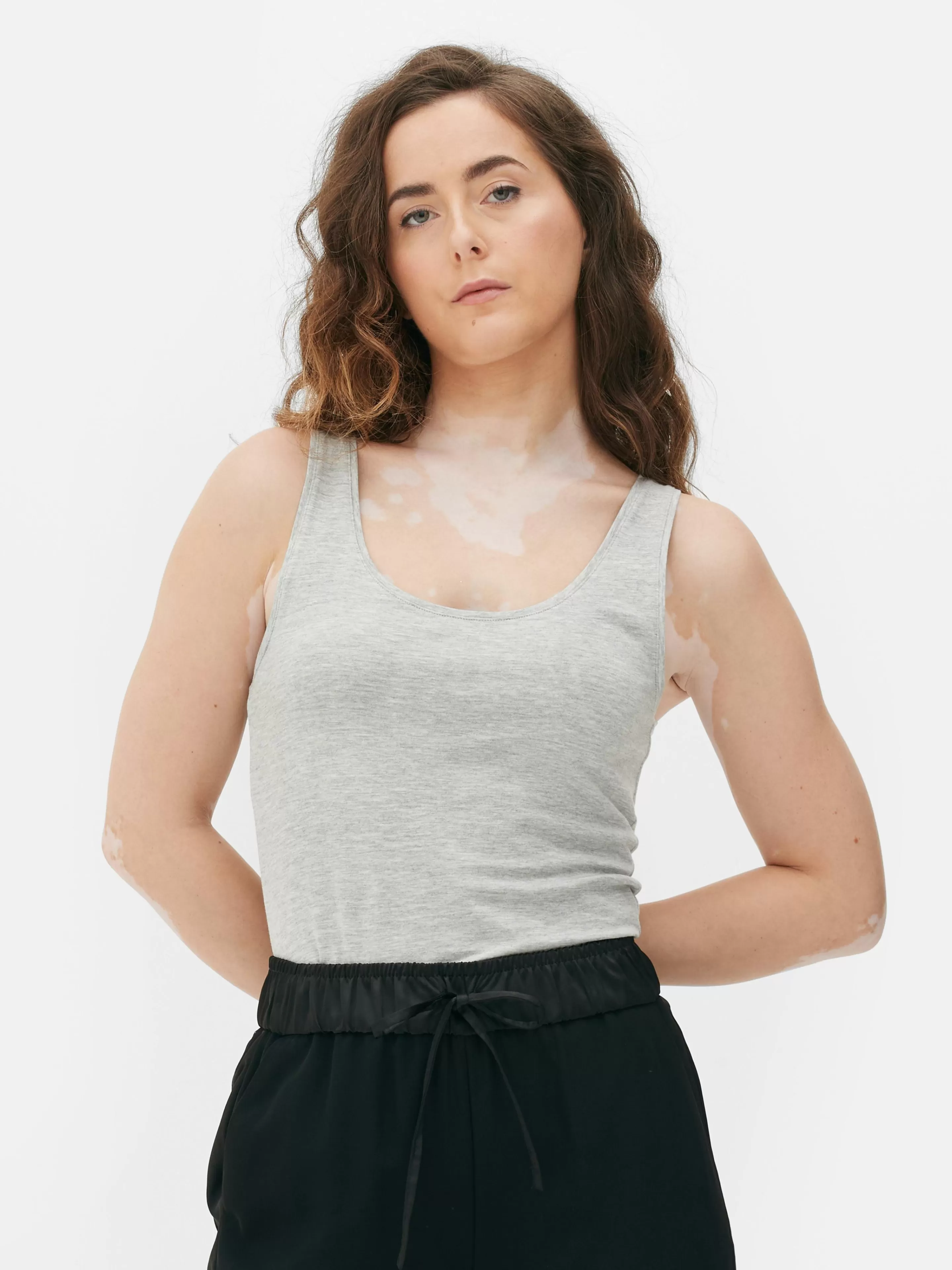 Primark Tops Und T-Shirts | Stretch-Tanktop Mit U-Ausschnitt Grau meliert