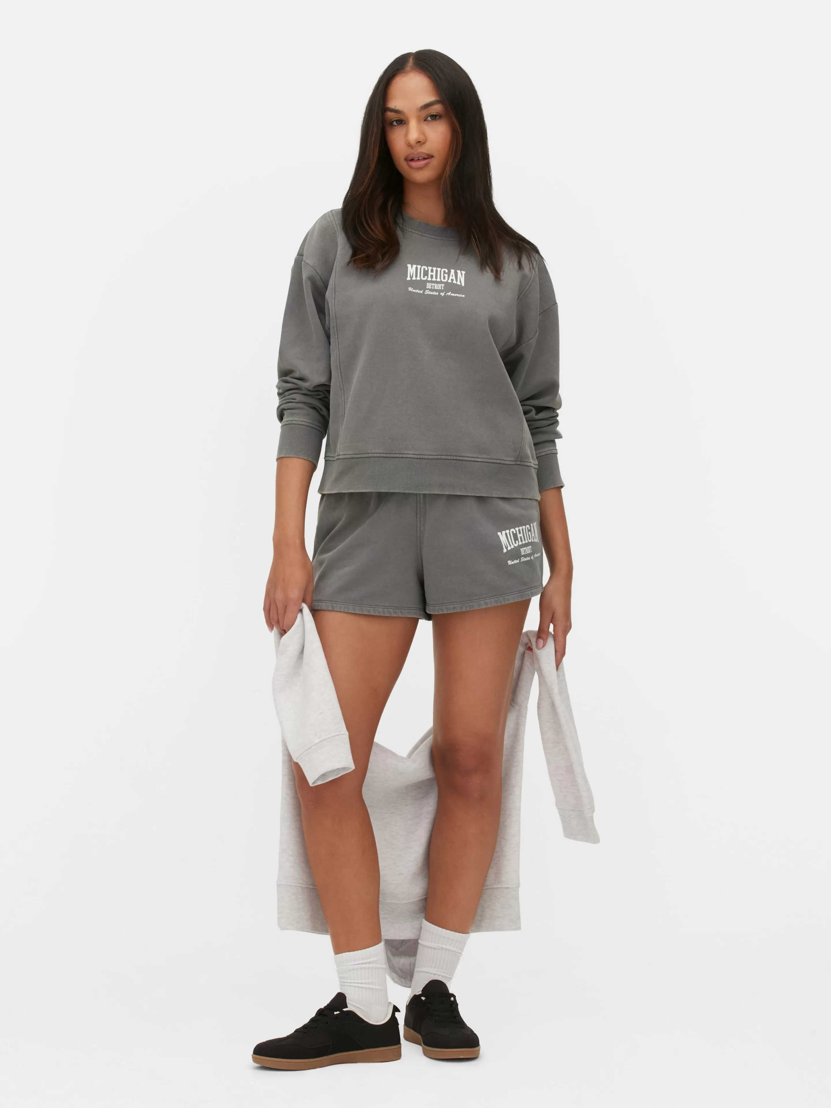 Primark Loungewear | Hoodies Und Sweatshirts | Sweatshirt In Acid-Wash-Optik Grau