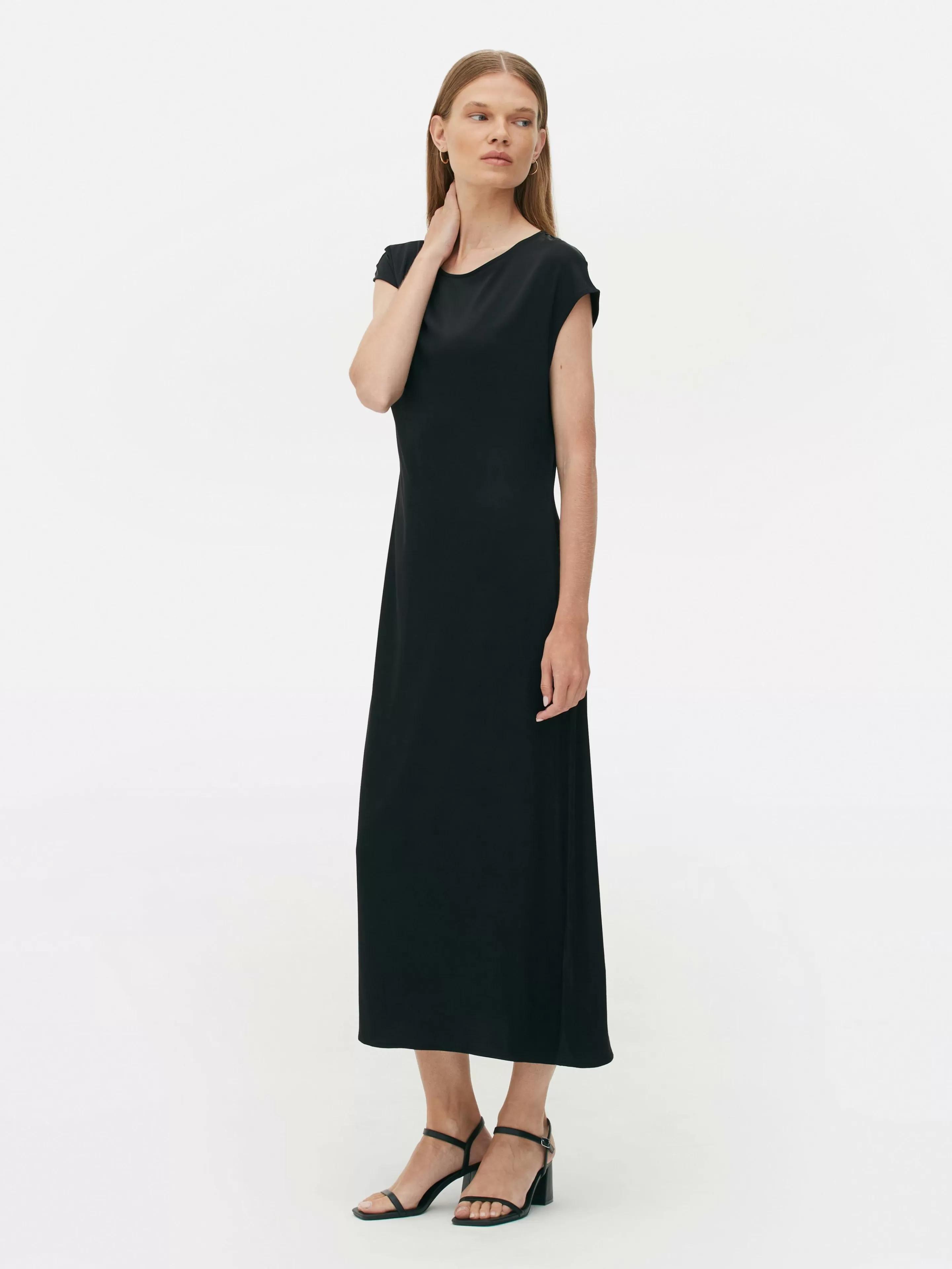 Primark Kleider | „The Edit“ Satin-Midikleid Schwarz