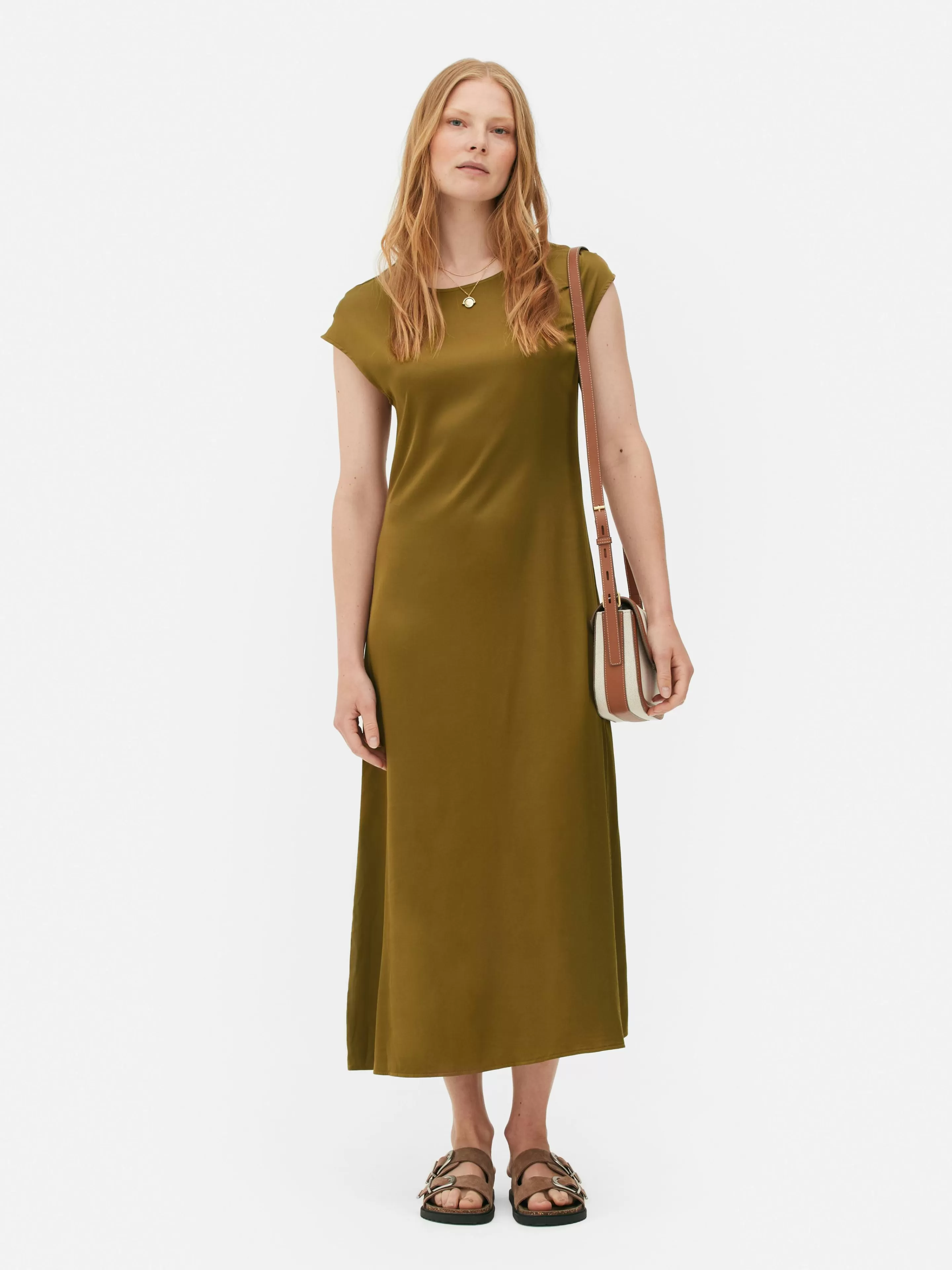 Primark Kleider | „The Edit“ Satin-Midikleid Gold